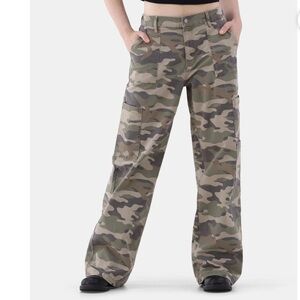 Women No Boundaries Cargo Wide-Leg Pants Camo 12/14 Pants stretchy waist